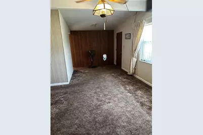 1301 W Hamilton Avenue, Tampa, FL 33604 - Photo 8