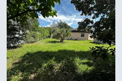 1301 W Hamilton Avenue, Tampa, FL 33604 - Photo 28