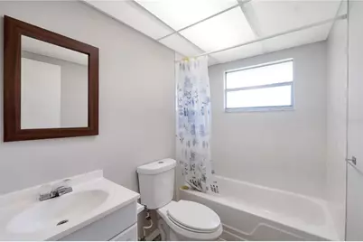201 Kings Boulevard #5, Sun City Center, FL 33573 - Photo 8