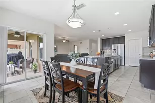 10229 Newminster Loop, Ruskin, FL 33573 - Photo 12
