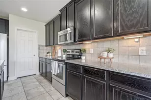 10229 Newminster Loop, Ruskin, FL 33573 - Photo 18