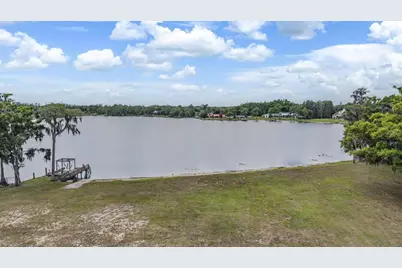 215 Lake Brant Drive, Lutz, FL 33548 - Photo 10