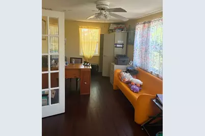 439 E Martin Luther King Jr Drive, Tarpon Springs, FL 34689 - Photo 8