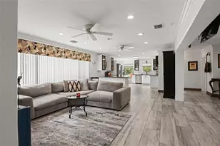 105 Adalia Ave, Tampa, FL 33606 - Photo 10