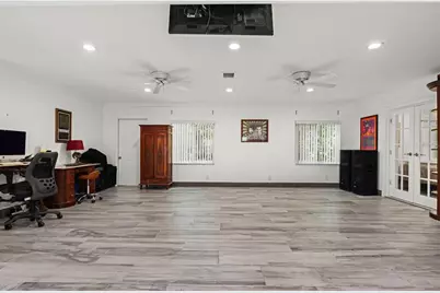105 Adalia Avenue, Tampa, FL 33606 - Photo 12