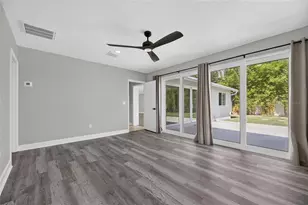 6712 Myrna Dr, Tampa, FL 33619 - Photo 32