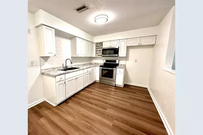 121 Granada Boulevard, North Port, FL 34287 - Photo 4
