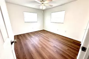 121 Granada Blvd, North Port, FL 34287 - Photo 10