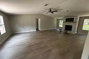 40838 Sutorus Rd, Zephyrhills, FL 33540 - Photo 6