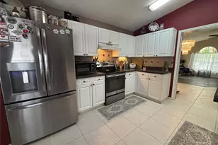 348 Fountainview Cir, Oldsmar, FL 34677 - Photo 8