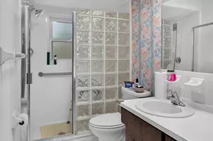 13497 Oval Dr E, Largo, FL 33774 - Photo 58