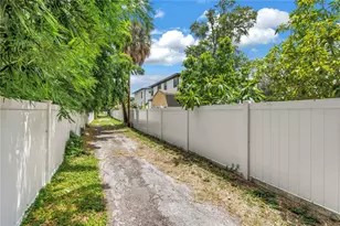 2711 W Fig St, Tampa, FL 33609 - Photo 32
