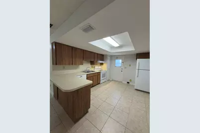 7746 62nd Street N #B, Pinellas Park, FL 33781 - Photo 16