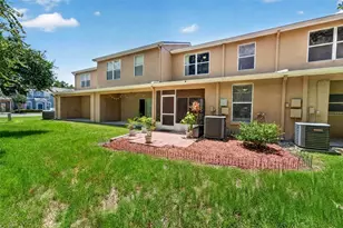 30211 Swinford Ln, Wesley Chapel, FL 33543 - Photo 40