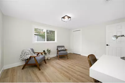 2547 Kingston Street S, Saint Petersburg, FL 33711 - Photo 20
