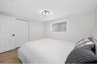 2547 Kingston Street S, Saint Petersburg, FL 33711 - Photo 16