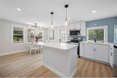 2547 Kingston Street S, Saint Petersburg, FL 33711 - Photo 6