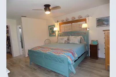 1874 Wateroak Drive W, Clearwater, FL 33764 - Photo 8
