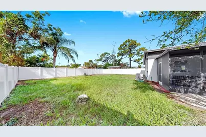 4112 W Lawn Avenue, Tampa, FL 33611 - Photo 16