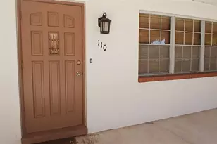650 Pinellas Point Dr S, Saint Petersburg, FL 33705 - Photo 6