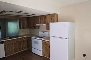 16671 Brigadoon Dr, Tampa, FL 33618 - Photo 4