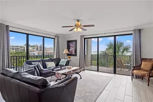 1501 Gulf Blvd, Clearwater, FL 33767 - Photo 4
