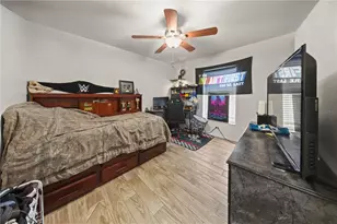 1806 E Curtis St, Tampa, FL 33610 - Photo 14