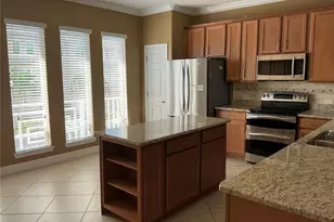 7059 Islamorada Cir, Seminole, FL 33777 - Photo 4