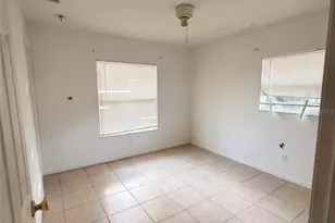 1636 SE Arapaho Ave, Stuart, FL 34994 - Photo 8