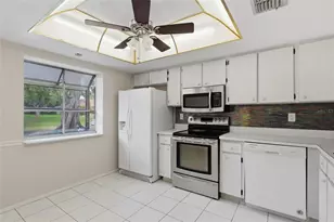 2211 Lark Cir W, Palm Harbor, FL 34684 - Photo 4
