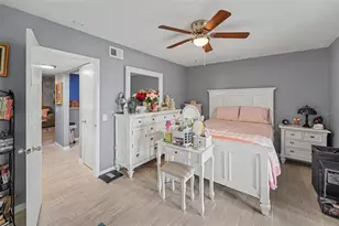 2459 Columbia Dr, Clearwater, FL 33763 - Photo 4