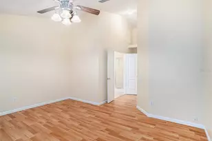 11440 Misty Isle Ln, Riverview, FL 33579 - Photo 12