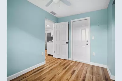 8104 Badger Lane, New Port Richey, FL 34655 - Photo 16