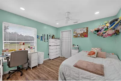 1617 Avondale Ridge Drive, Plant City, FL 33567 - Photo 28