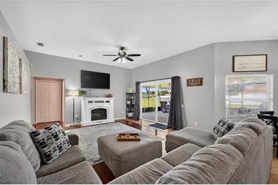 1617 Avondale Ridge Drive, Plant City, FL 33567 - Photo 14