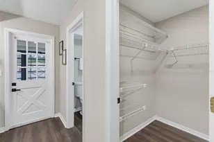 8275 Dora St, Spring Hill, FL 34608 - Photo 14
