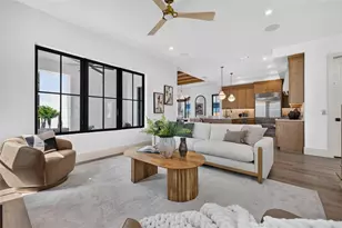 142 22nd Ave N, Saint Petersburg, FL 33704 - Photo 16