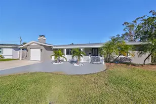 6101 37th Ave N, Saint Petersburg, FL 33710 - Photo 4