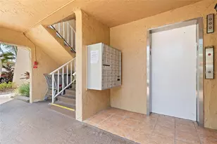 225 Country Club Dr, Largo, FL 33771 - Photo 36