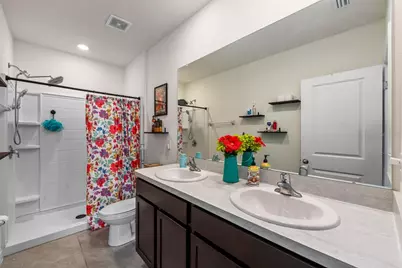 9248 Rock Harbour Way, Tampa, FL 33637 - Photo 14