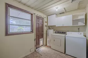1205 W Camellia Dr, Brandon, FL 33510 - Photo 18