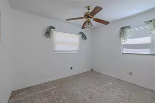 1205 W Camellia Dr, Brandon, FL 33510 - Photo 14