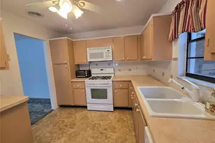 7941 58th Ave N, Saint Petersburg, FL 33709 - Photo 32