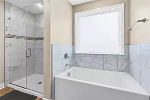 10007 Dolphin Gull Cir, Thonotosassa, FL 33592 - Photo 12