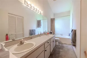 11220 Clayridge Dr, Tampa, FL 33635 - Photo 22