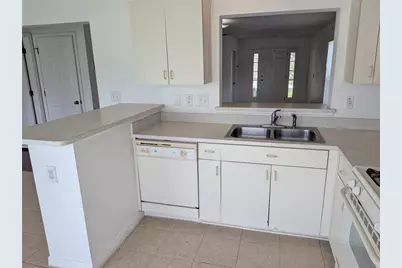 24606 Victoria Wood Court, Lutz, FL 33559 - Photo 6