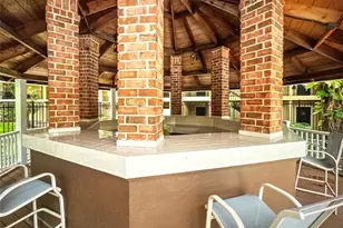 8649 Fancy Finch Dr, Tampa, FL 33614 - Photo 8