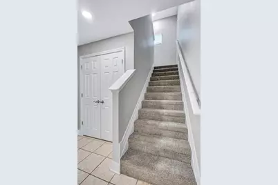 4512 Bay Spring Court, Tampa, FL 33611 - Photo 14