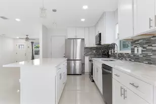 3725 31st Ave N, Saint Petersburg, FL 33713 - Photo 10