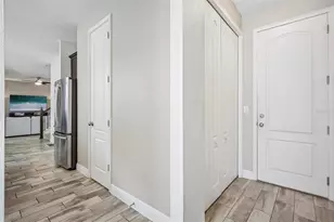 1605 Anastacia Ln, Sun City Center, FL 33573 - Photo 6